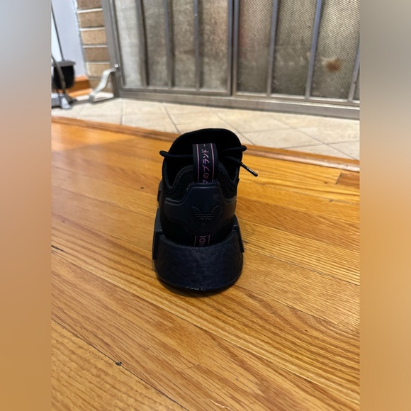 Pre-Owned Adidas NMD R1 PrimeBlue Black/Solar Pink - Picture 7 of 11